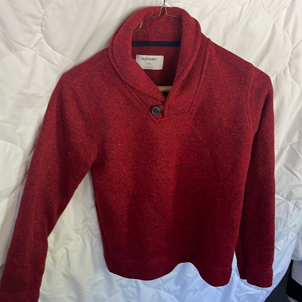 Old navy sweater